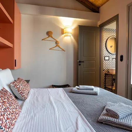 Villa Hermes In Anafiotika ! *
